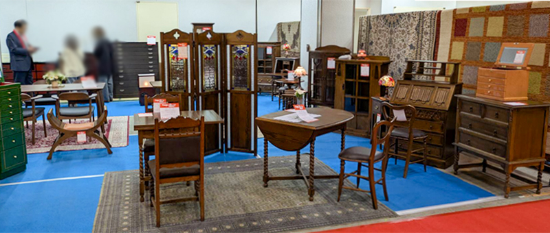 89回家具ショージャパン 英国アンティーク調・イタリア風モダン家具